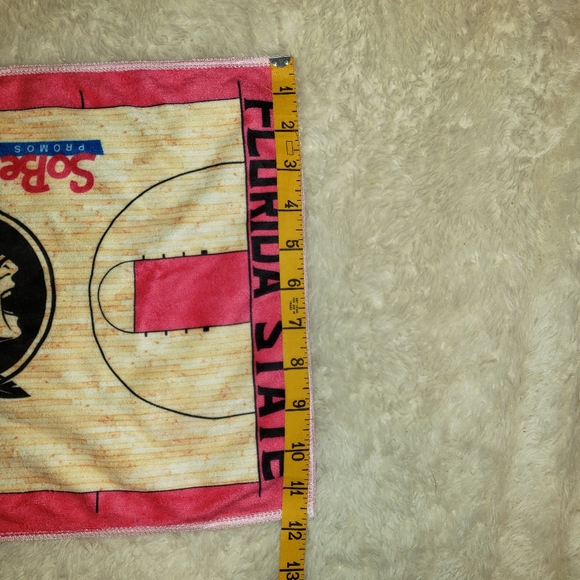 Florida State basketball sports towel, 17"×12 - Picture 4 of 5